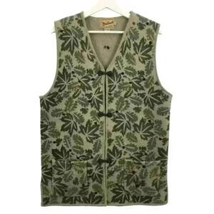 Woolrich Women's 100% Wool Nordic Leaves Metal Clasp Vest Size L